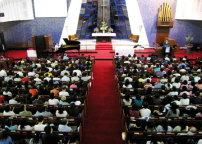 恩臨萬邦跟進聚會，新舊宣教士現身說法