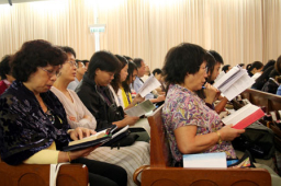 唐崇明牧師第四晚講道：「愛是最大的恩賜」