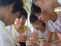 Eternity Girls為會考放榜生加油打氣