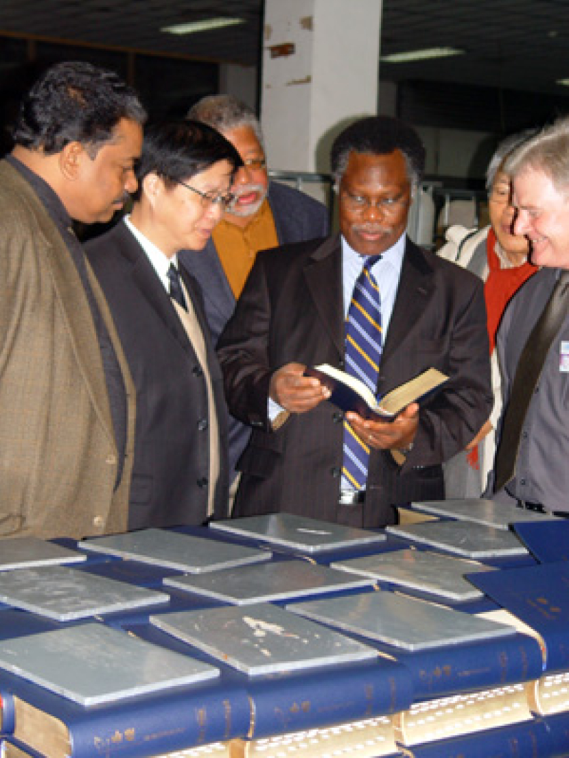 撒母耳•考比亞博士讚揚愛德在國內的工作