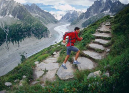 《市井聖徒》：我與你同跑嗎？