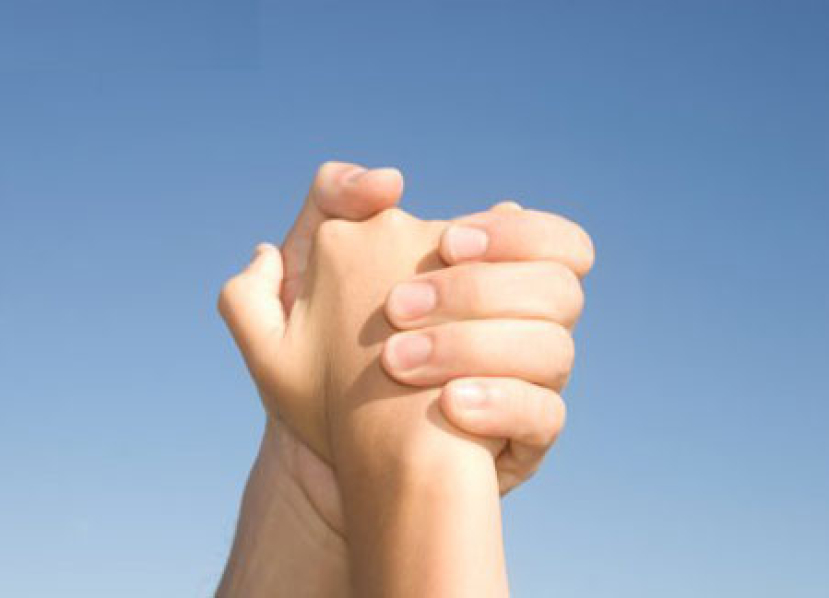 《市井聖徒》：裂天而降