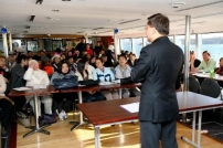 林以諾牧師再臨雪梨重聚船河分享「錯看聖經」