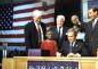 加州團體促推翻同性戀教育法案