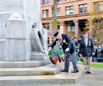 加拿大紀念國殤日 為英勇戰士默哀