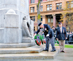 加拿大紀念國殤日 為英勇戰士默哀