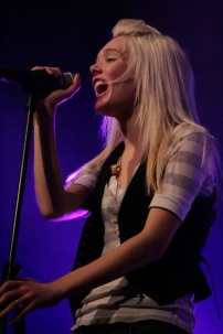 美國19歲搖滾天后Krystal Meyers首度來港開唱