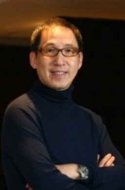 張堅庭導演：為孩子而保守