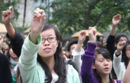 五四真愛革命 呼召兩代同行