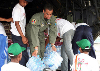 聯合國秘書長訪問緬甸 國際社會捐5千萬美元賑風災