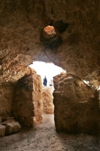 考古學家稱全球首座教堂約旦出土