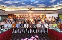 華福中期董事會結束 李秀全牧師工作獲肯定