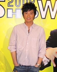 孫耀威受洗後視性為神聖 戀愛會更謹慎