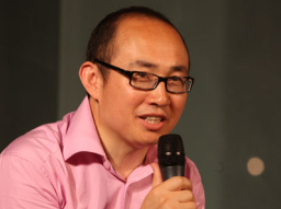 華人名企業家認為經濟危機的本質是精神和信仰危機