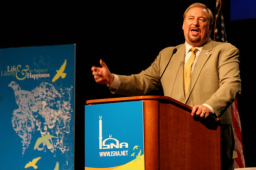 華理克呼籲基督徒與穆斯林為社會公益合作