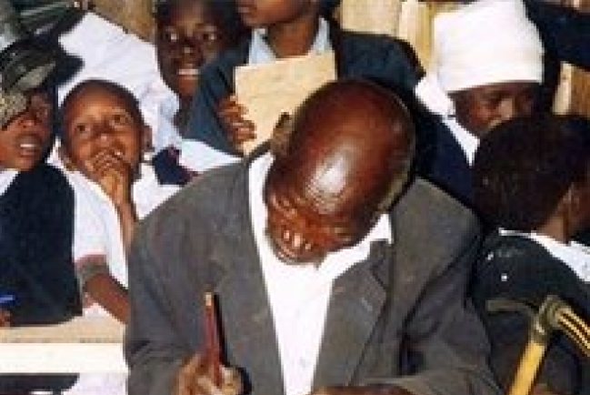 89歲最老小學生去世 上學是為讀懂《聖經》