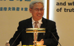 遠志明即將按牧 有份撰《河殤》轟動一時