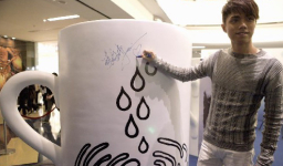 基督徒歌手張敬軒設計「希望杯」呼籲愛水愛人