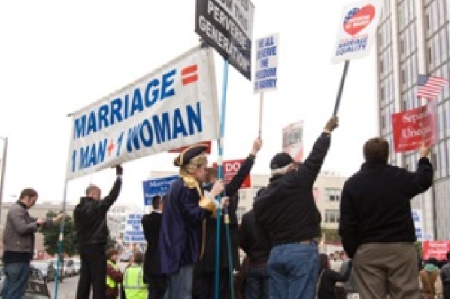 加州八號提案最後庭訊 激辯婚姻制度的意義