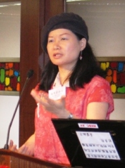 程翠雲數招過青年人 聖誕玩得開心又放心