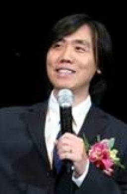 司徒永富寄語:聖誕提醒我們去愛