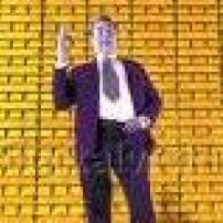 誰去關懷有錢人?