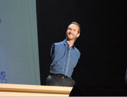 力克胡哲「永不放棄」演講感動四萬人