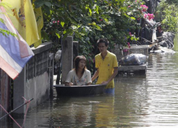 曼谷水浸擴大或湧入市區 宣教士急需代禱
