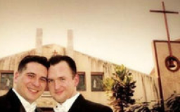 丹麥批准同性伴侶於教堂結婚