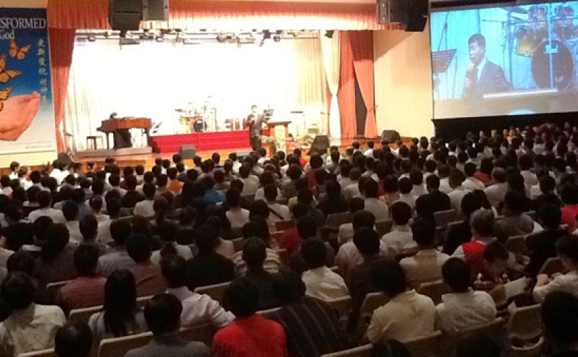 張伯笠牧師新加坡佈道 四百同胞歸主 即建分堂