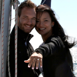 力克宣佈2月成婚 數千人送祝福