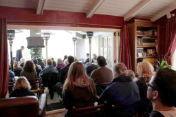 美南加州夫婦在家辦查經小組遭市府罰款