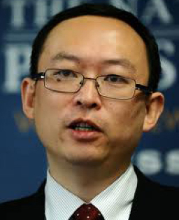 余杰專訪（一） 走進公共空間 用筆見證福音