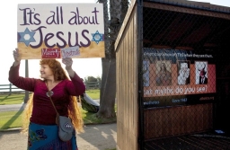 南加城市扼殺慶祝聖誕傳統被起訴