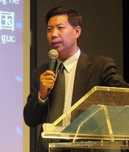 張伯笠牧師：讓我們彼此相愛