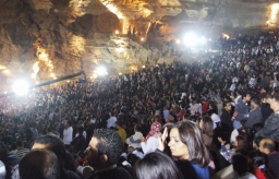 埃及佈道4萬5人參加 稱「逼迫中的奇蹟」