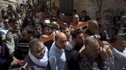 數百基督徒聚集耶路撒冷守受難日