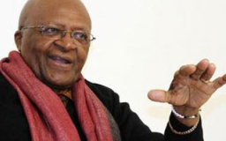 圖圖大主教獲鄧普頓獎 成「愛與寬恕」典範