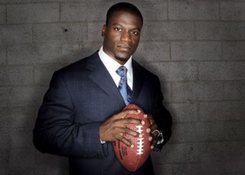 童年蒙恩 職業欖球手華森勇對事業低潮