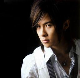 唐禹哲住院11天與網友同禱告