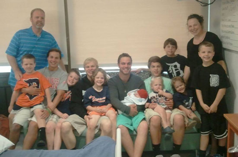 基督徒夫婦為求千金連生12個兒子 還想再生