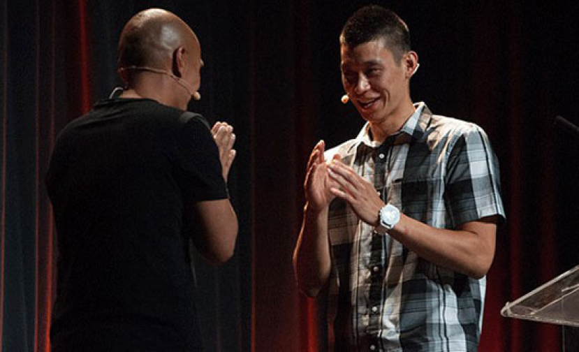 林書豪三藩巿佈道 吸引上萬人聽福音訊息