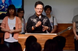 專訪鄺健雄牧師：藉魔術佈道走向世界