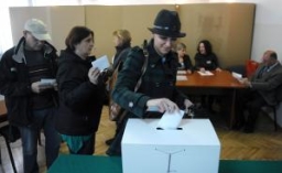 克羅地亞同性婚姻公投 傳統婚姻大勝