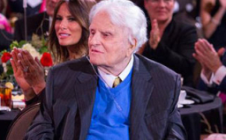 葛培理牧師健康每況愈下 家人籲代禱