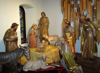 加國天主教堂展出60年歷史聖嬰誕生木雕