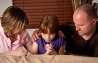 牧者提醒基督徒父母勿「外包」親子教育