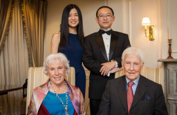 旅美基督徒異議作家余杰妻子成全職傳道人