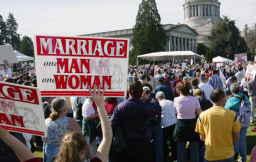 堪州眾院捍信仰自由 新法抵同性戀權益