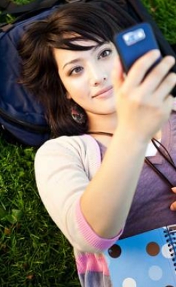 調查：Facebook女生渴「讚」傾向飲食失調